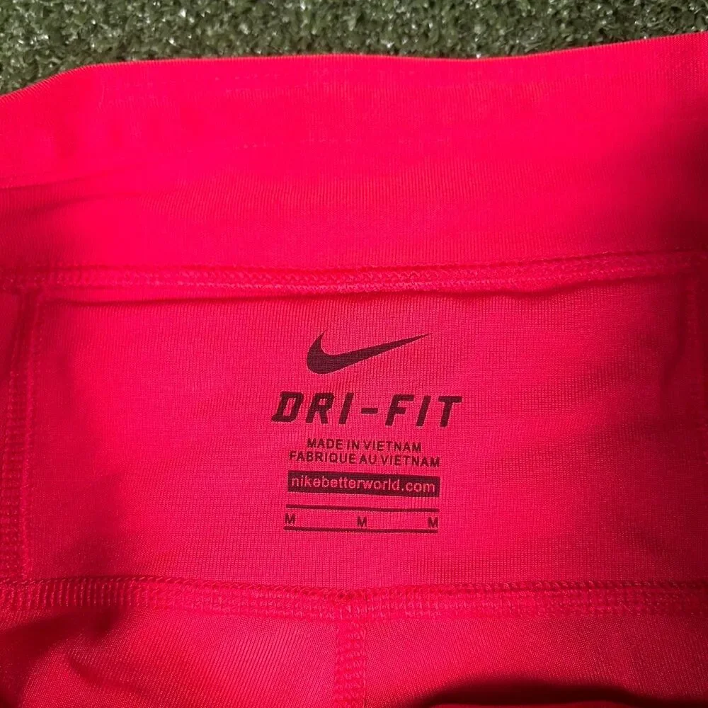 Nike Women's Red and Pink Leggings